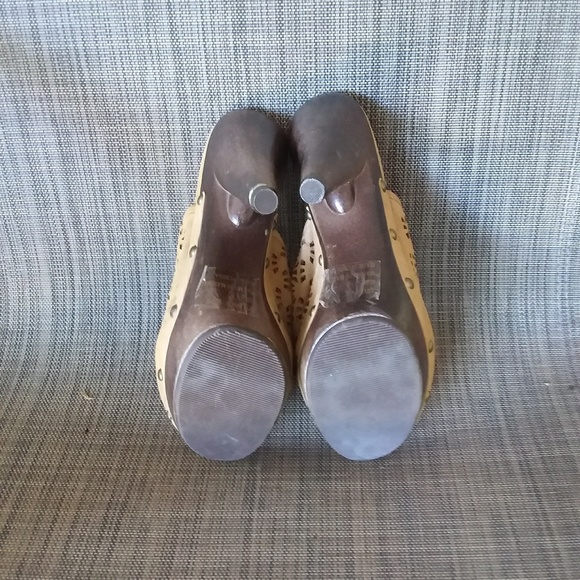 Adorable boho clogs - Picture 3 of 3